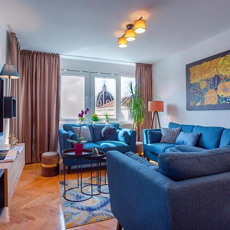 Deluxe City Center Blue Apartment سبليت المظهر الخارجي الصورة